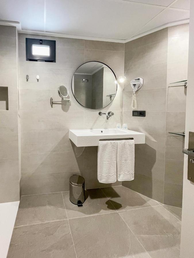 סנטה פולה Hotel Quatre Llunes מראה חיצוני תמונה