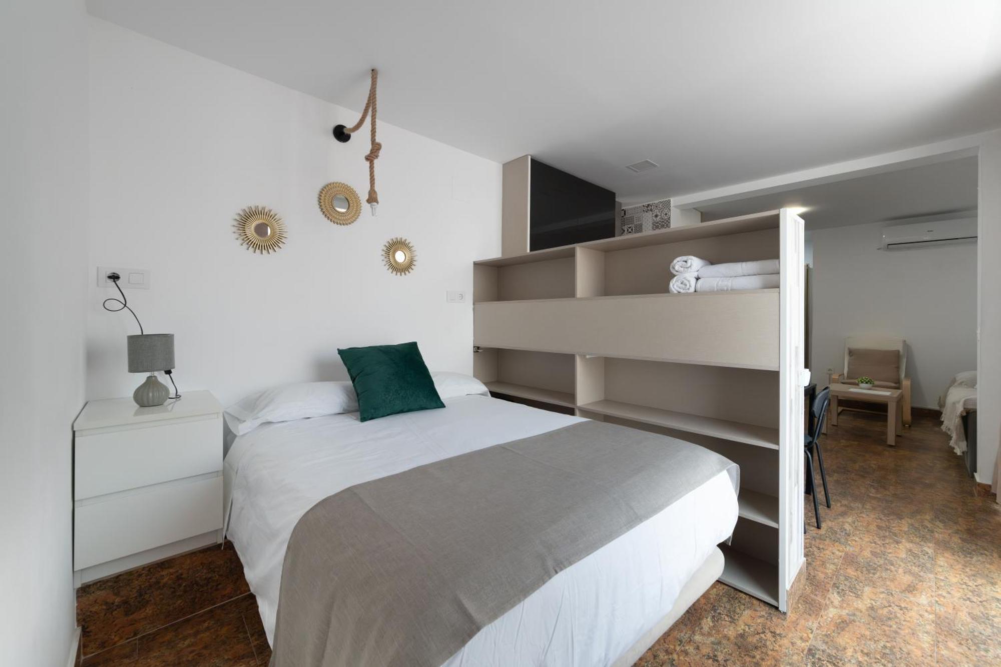 סנטה פולה Hotel Quatre Llunes מראה חיצוני תמונה